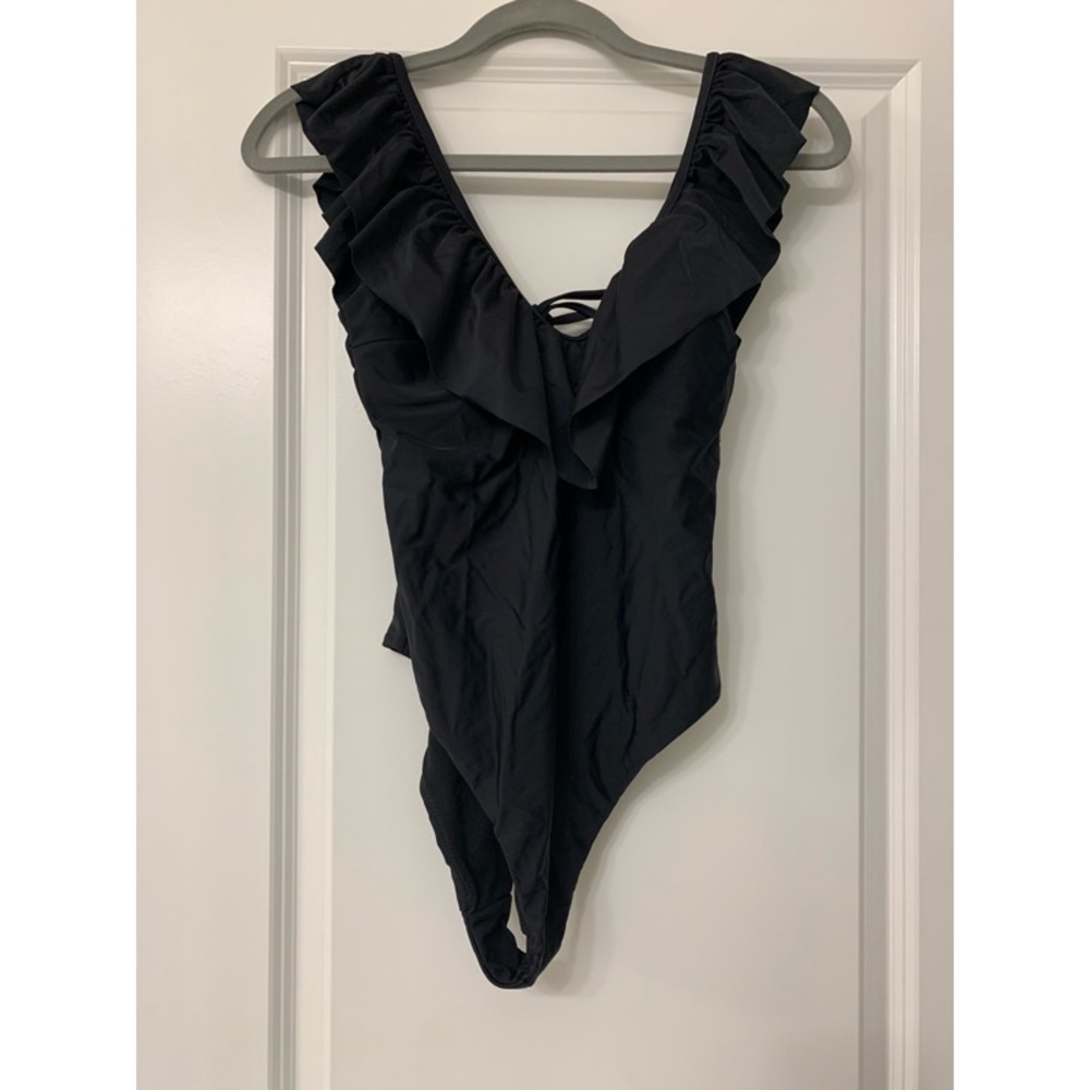 Black scoop neck bathing suit